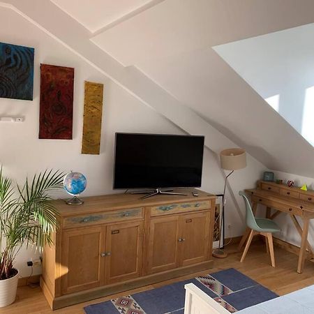 שאטו Charmant Studio A Proximite De La Gare Rer A מראה חיצוני תמונה